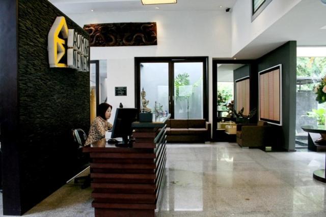 Rumah Nenek Hotel And Restaurant Padang  Exterior photo